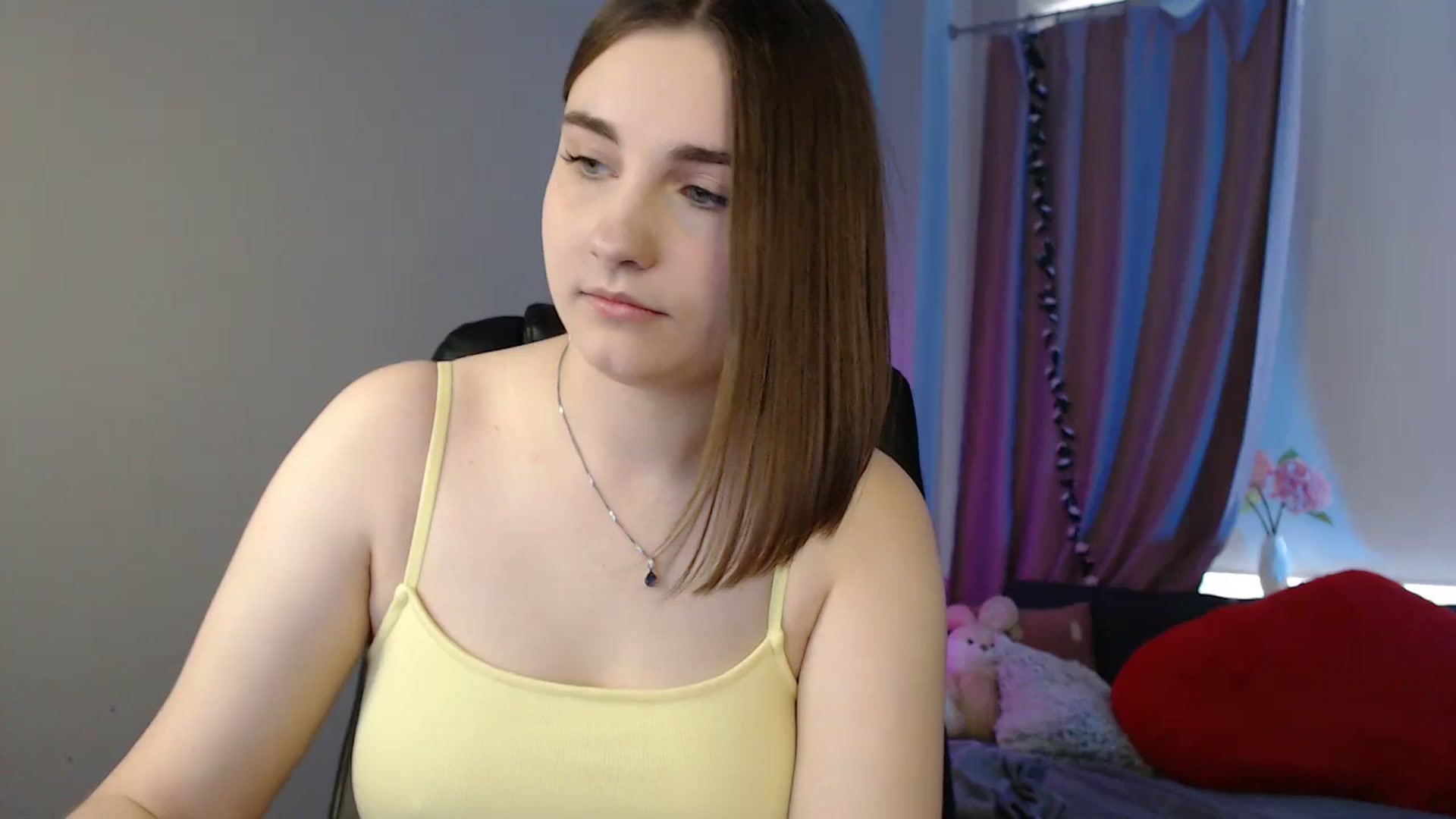 Gallery image thumbnail from LaneyGrey's myfreecams stream on, 05/16/2025, 09:24 image 16 of 20