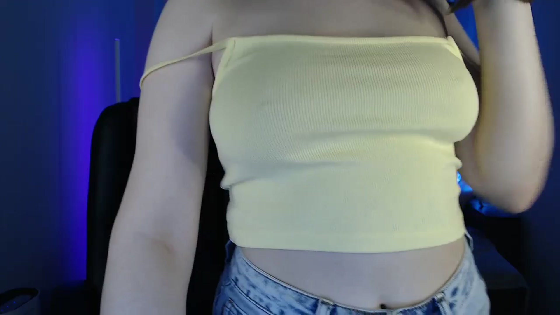 Gallery image thumbnail from LaneyGrey's myfreecams stream on, 05/16/2025, 10:41 image 3 of 20