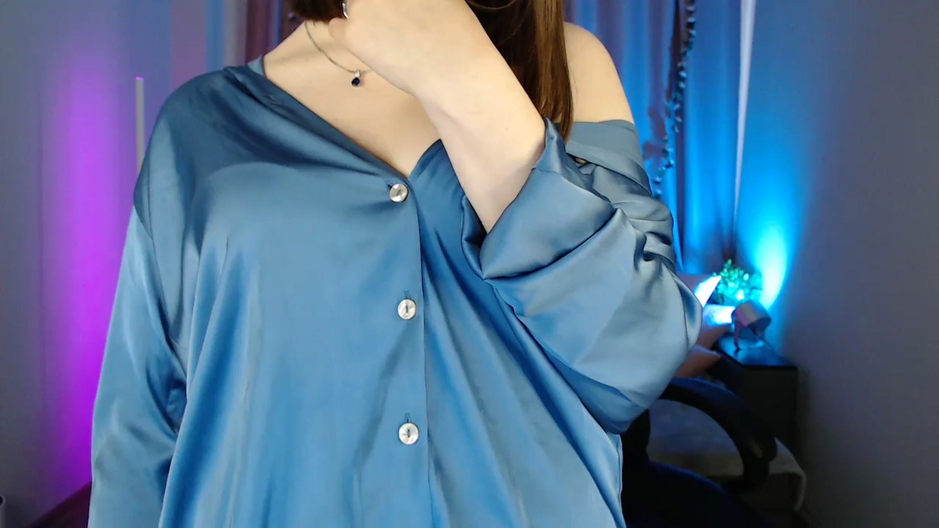 Gallery image thumbnail from LaneyGrey's myfreecams stream on, 05/17/2025, 09:30 image 12 of 20