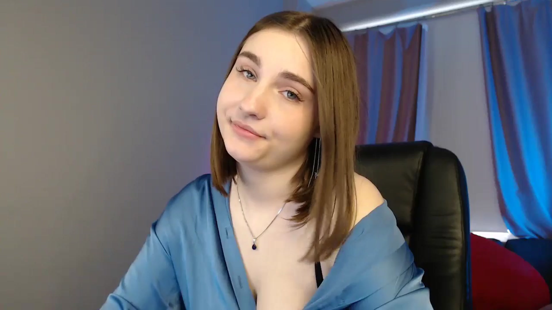 Gallery image thumbnail from LaneyGrey's myfreecams stream on, 05/17/2025, 10:09 image 6 of 20