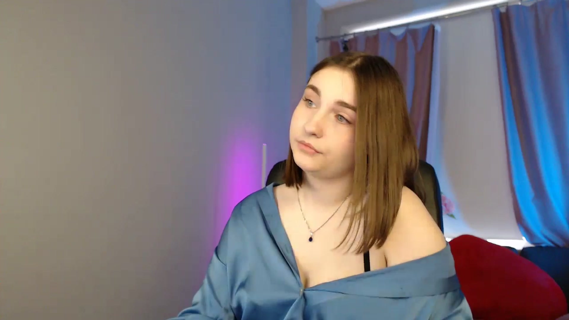 Gallery image thumbnail from LaneyGrey's myfreecams stream on, 05/17/2025, 10:09 image 4 of 20