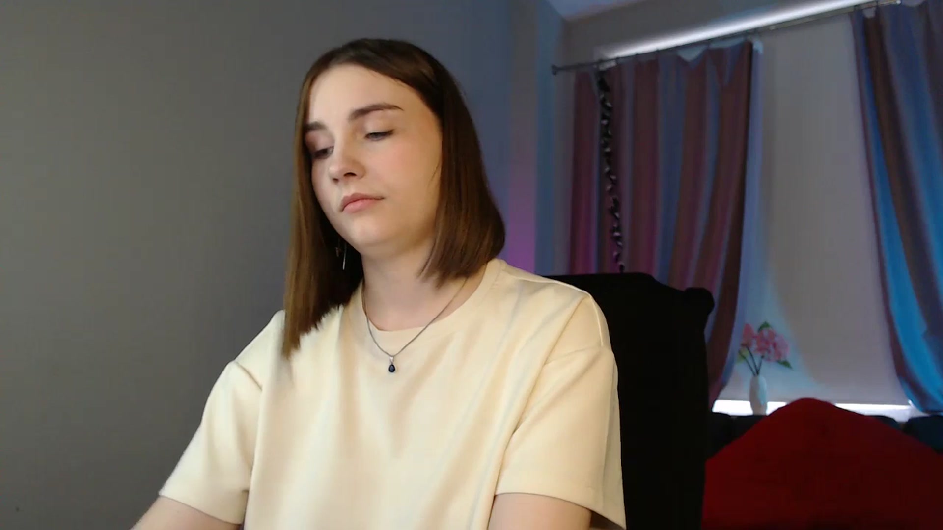 Gallery image thumbnail from LaneyGrey's myfreecams stream on, 05/18/2025, 09:50 image 4 of 20