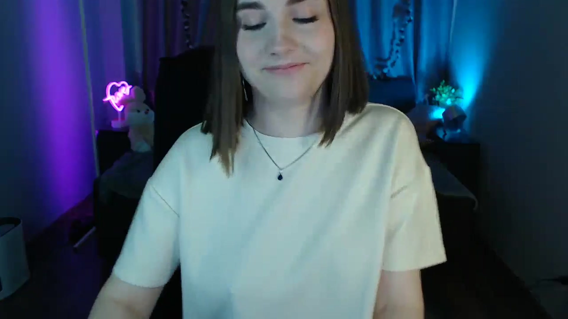 Gallery image thumbnail from LaneyGrey's myfreecams stream on, 05/18/2025, 09:50 image 20 of 20