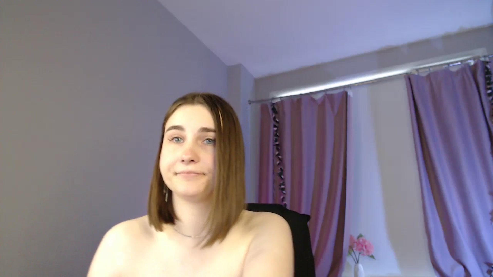 Gallery image thumbnail from LaneyGrey's myfreecams stream on, 05/21/2025, 11:52 image 16 of 20