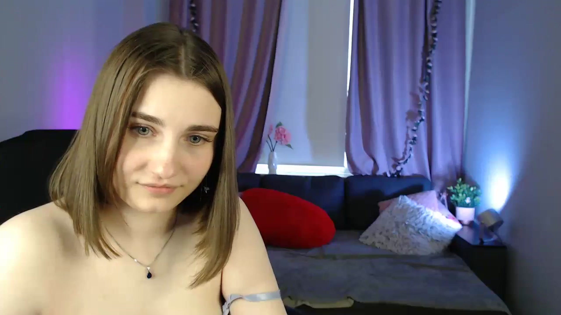 Gallery image thumbnail from LaneyGrey's myfreecams stream on, 05/21/2025, 13:26 image 18 of 20
