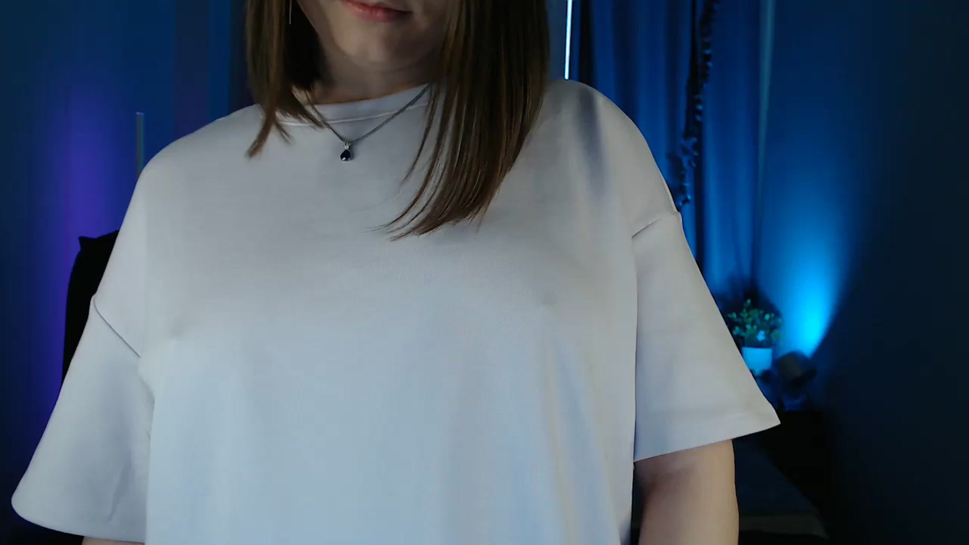 Gallery image thumbnail from LaneyGrey's myfreecams stream on, 05/24/2025, 09:37 image 3 of 20
