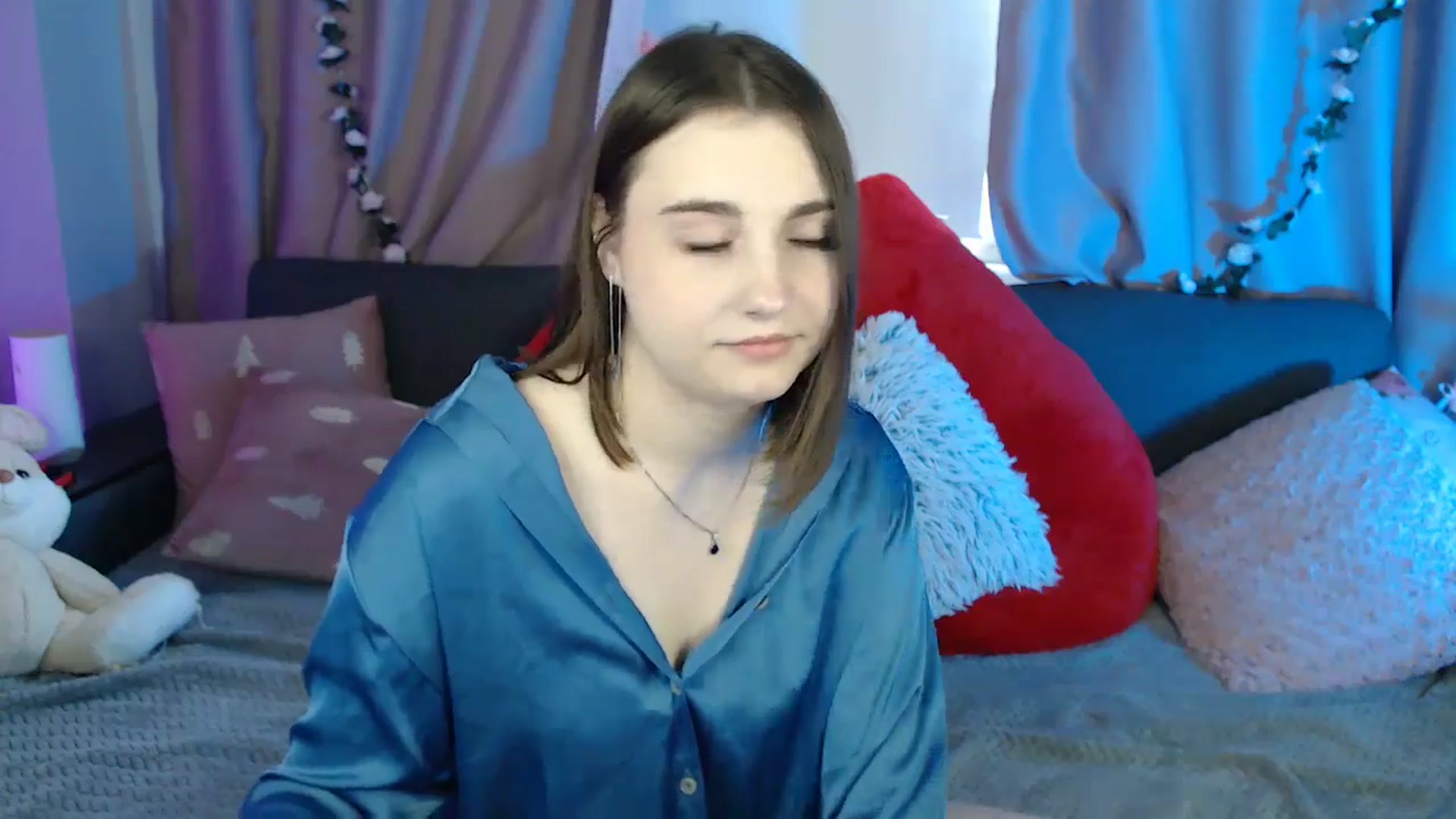 Gallery image thumbnail from LaneyGrey's myfreecams stream on, 05/27/2025, 10:50 image 8 of 20