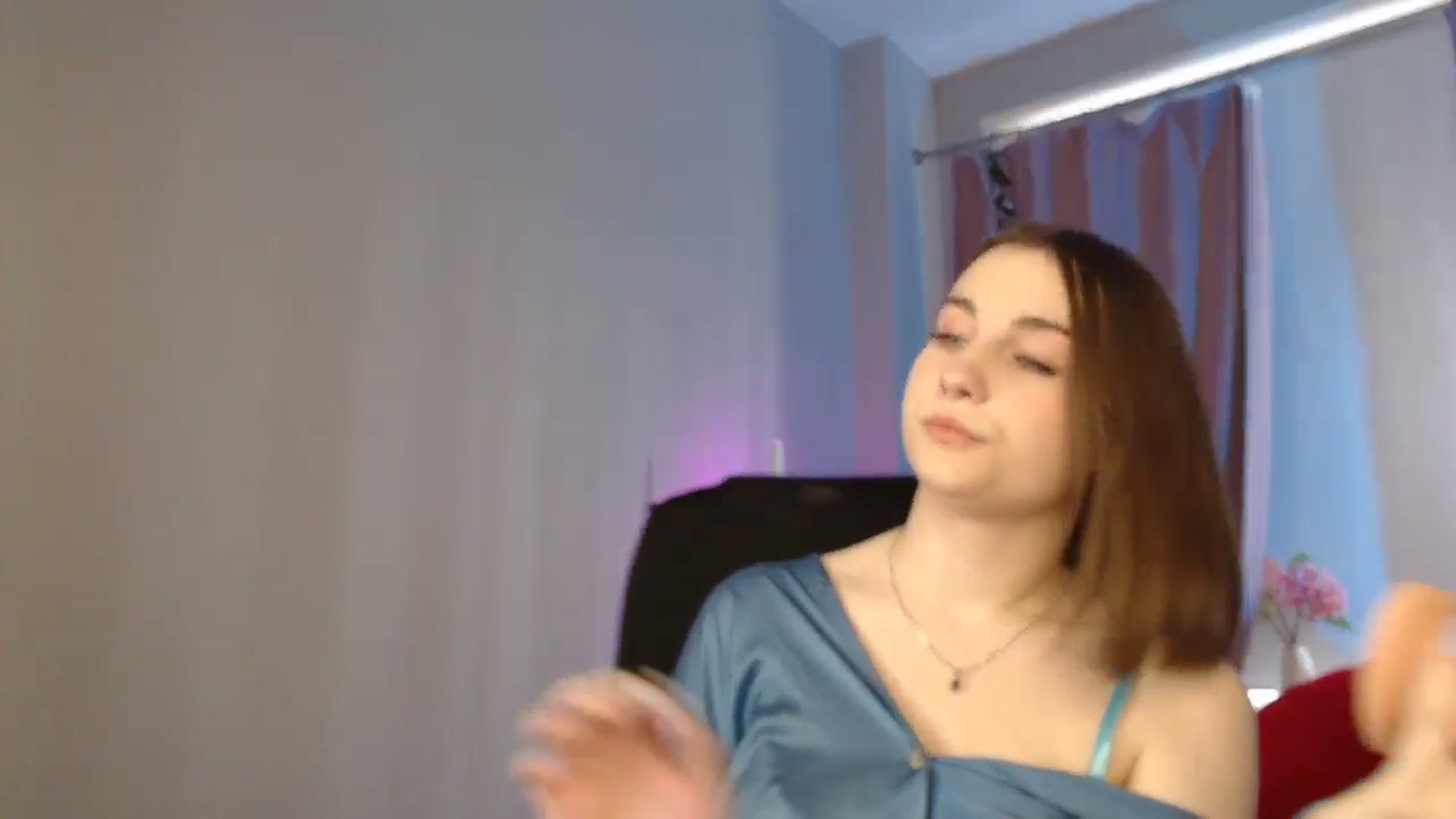 Gallery image thumbnail from LaneyGrey's myfreecams stream on, 05/27/2025, 10:50 image 16 of 20