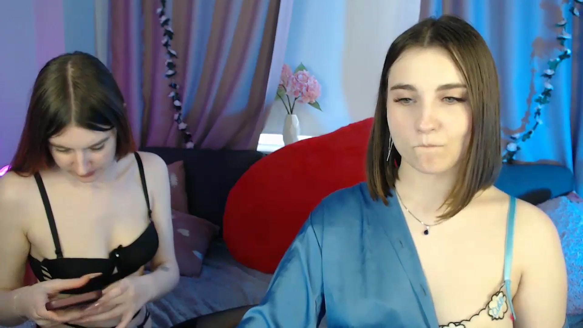 Gallery image thumbnail from LaneyGrey's myfreecams stream on, 05/27/2025, 12:03 image 14 of 20