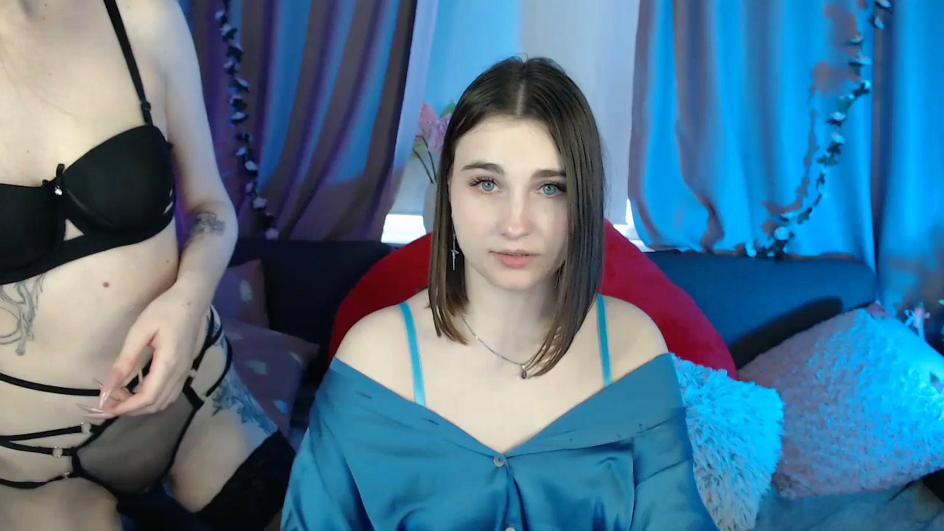 Gallery image thumbnail from LaneyGrey's myfreecams stream on, 05/27/2025, 12:03 image 9 of 20