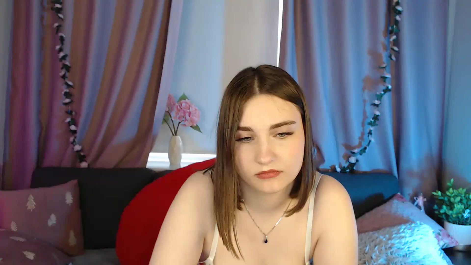Gallery image thumbnail from LaneyGrey's myfreecams stream on, 05/30/2025, 10:42 image 2 of 20