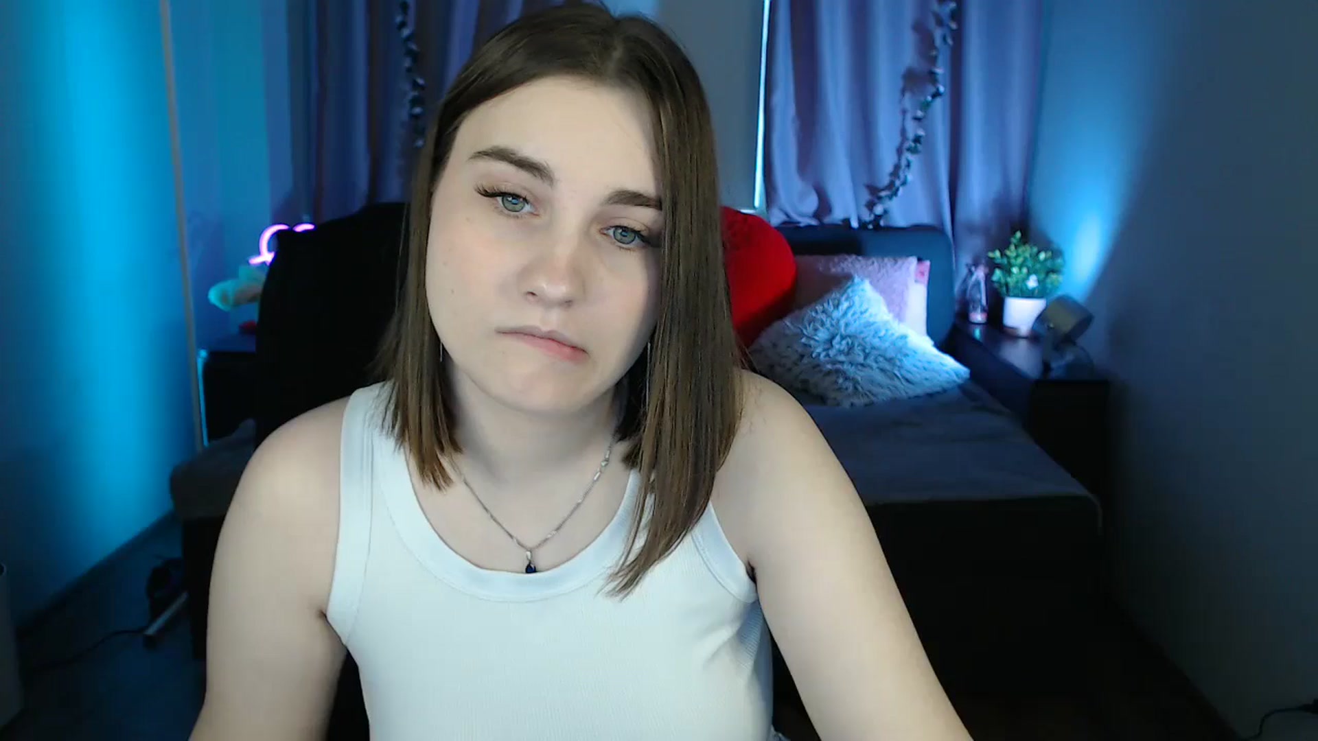 Gallery image thumbnail from LaneyGrey's myfreecams stream on, 06/04/2025, 08:47 image 1 of 20