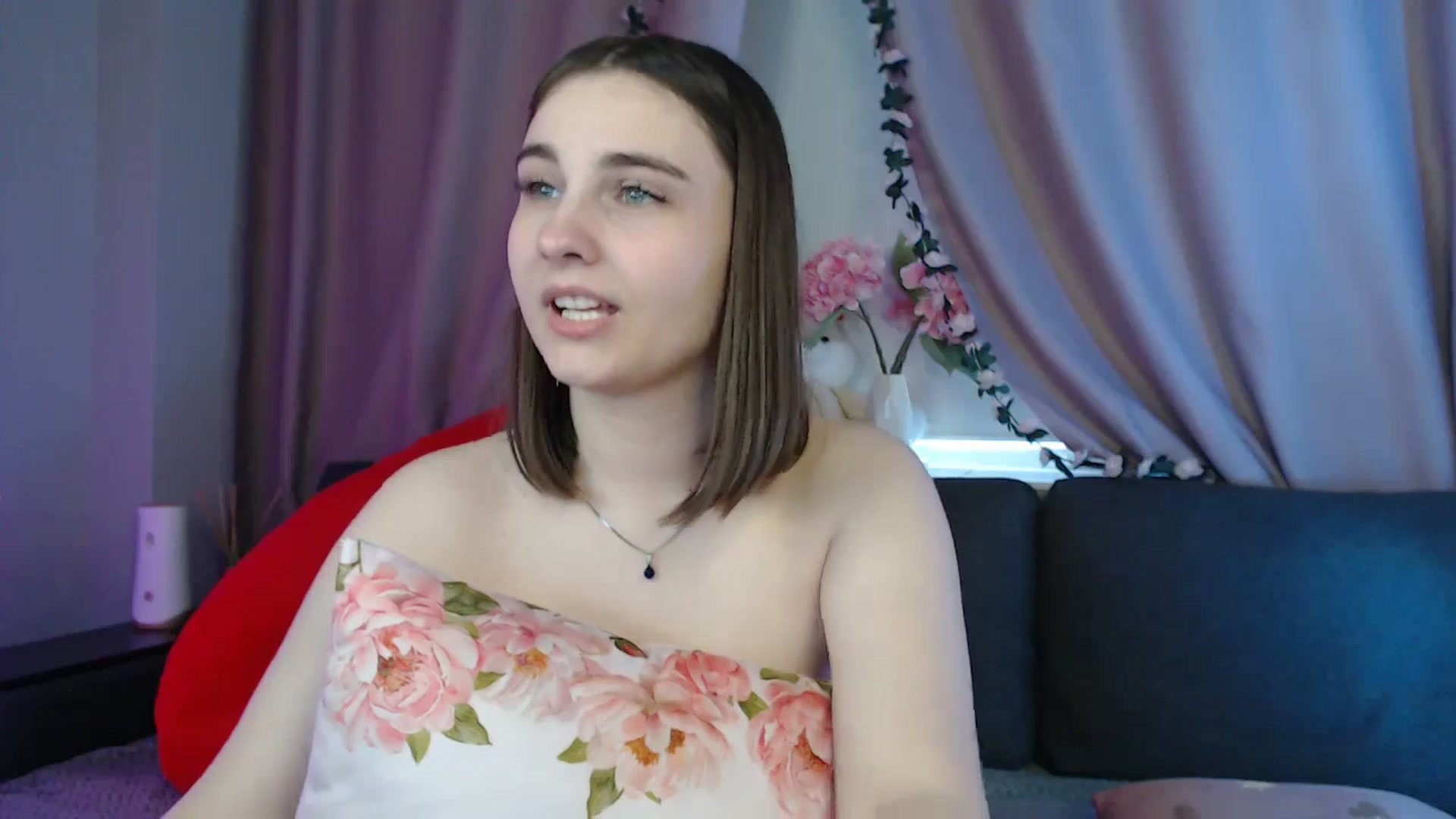 Gallery image thumbnail from LaneyGrey's myfreecams stream on, 06/22/2025, 13:57 image 11 of 20