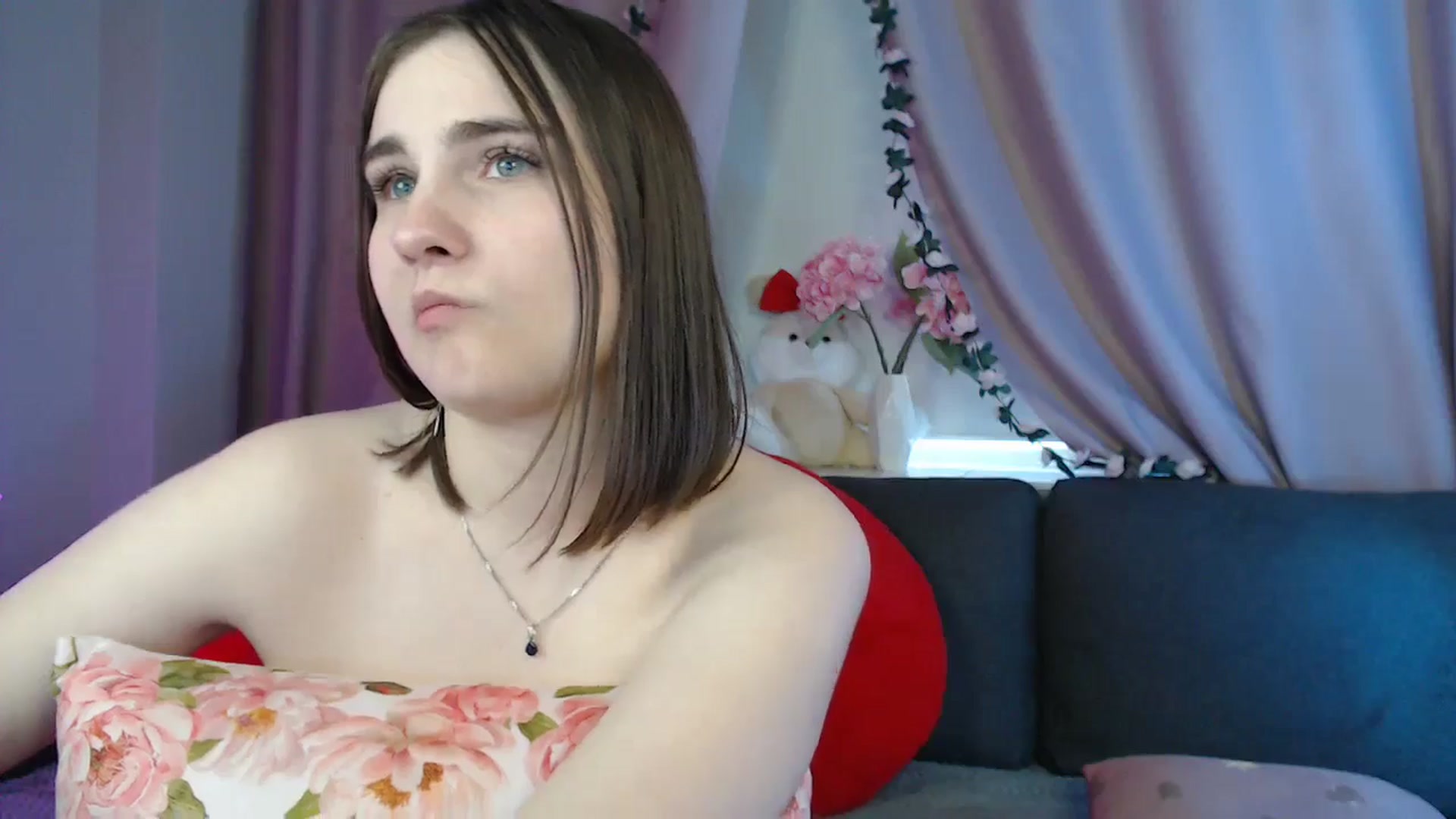 Gallery image thumbnail from LaneyGrey's myfreecams stream on, 06/22/2025, 13:57 image 18 of 20