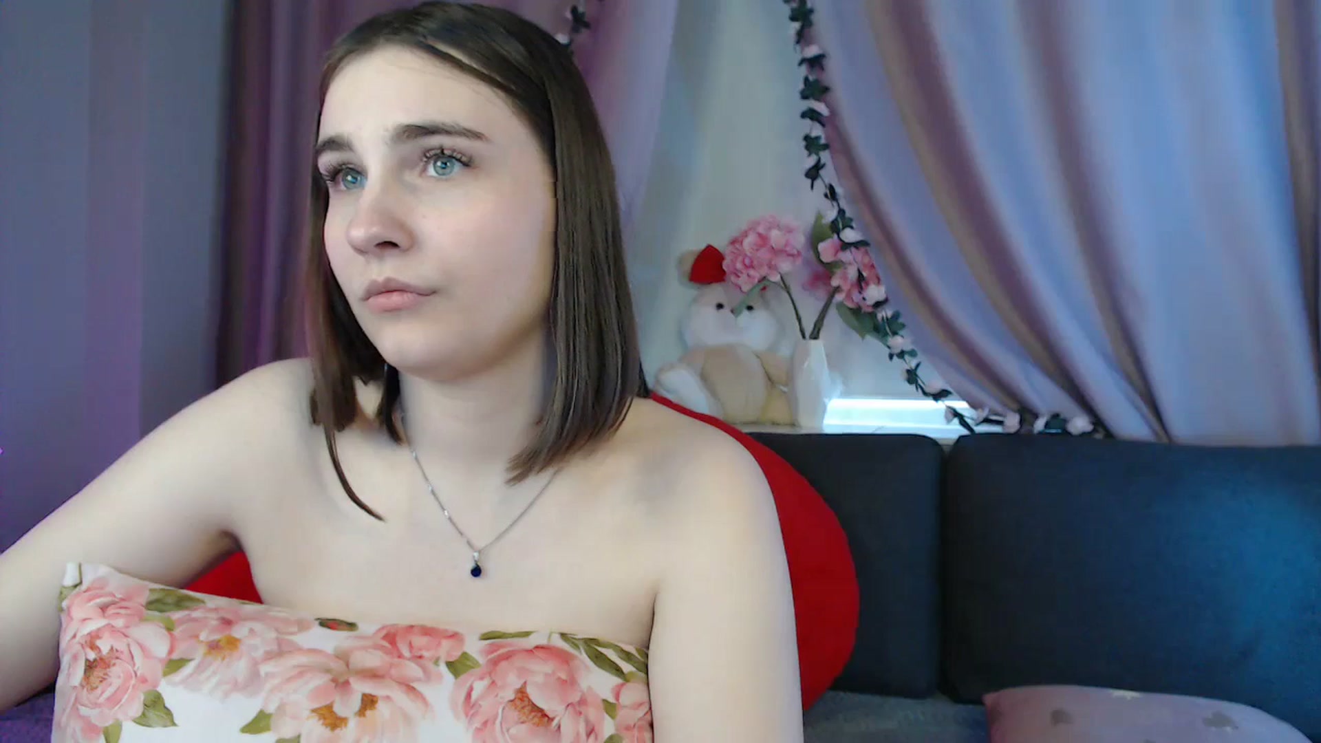 Gallery image thumbnail from LaneyGrey's myfreecams stream on, 06/22/2025, 13:57 image 17 of 20