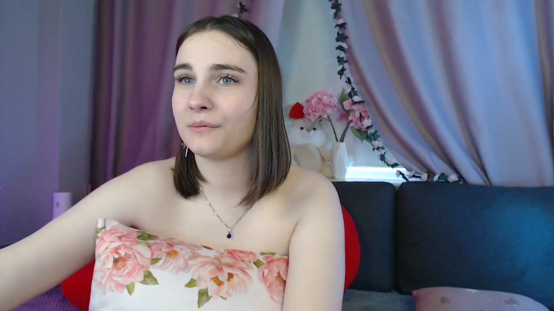 Gallery image thumbnail from LaneyGrey's myfreecams stream on, 06/22/2025, 13:57 image 19 of 20