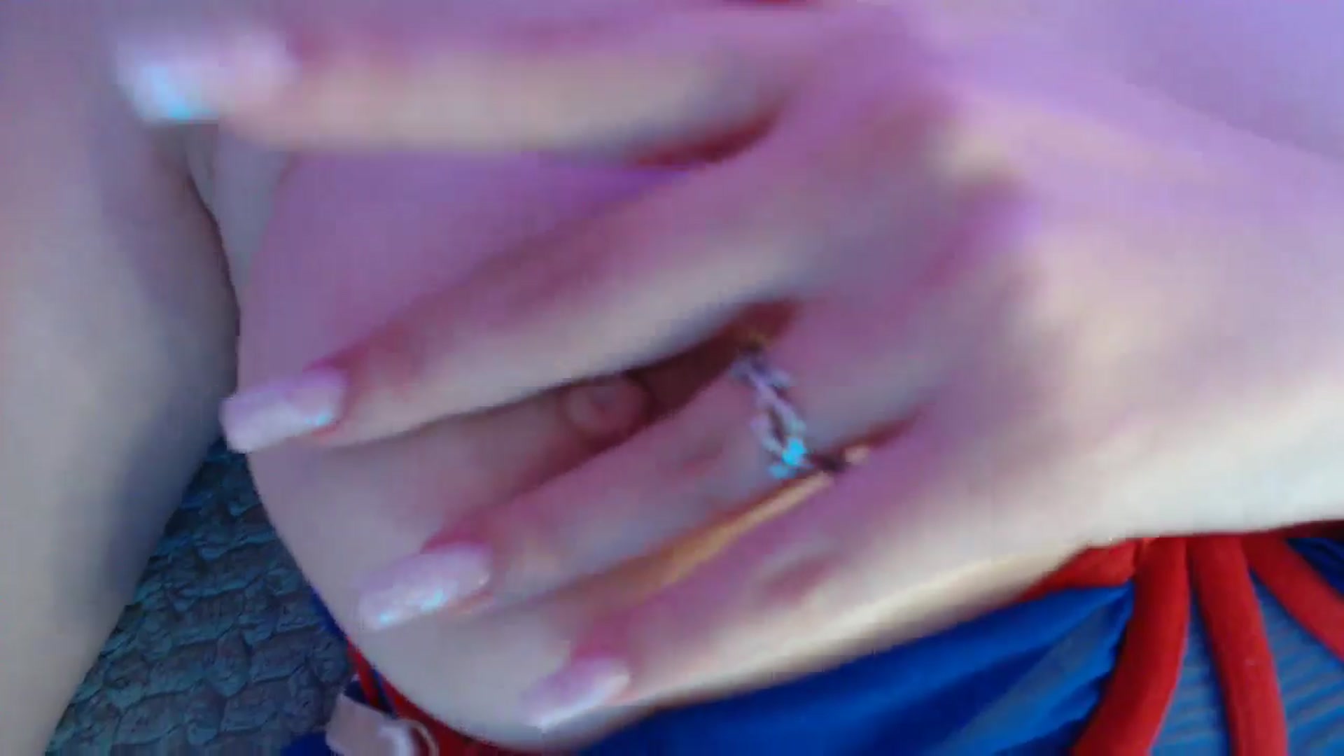 Gallery image thumbnail from LaneyGrey's myfreecams stream on, 06/25/2025, 12:15 image 19 of 20