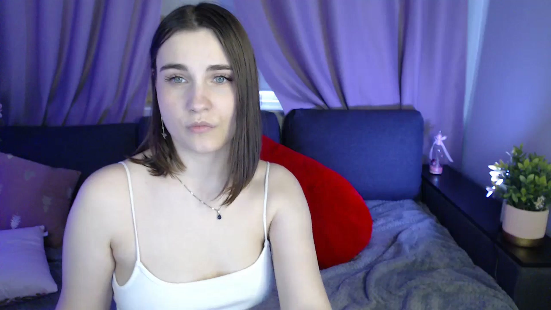 Gallery image thumbnail from LaneyGrey's myfreecams stream on, 06/30/2025, 10:57 image 10 of 20