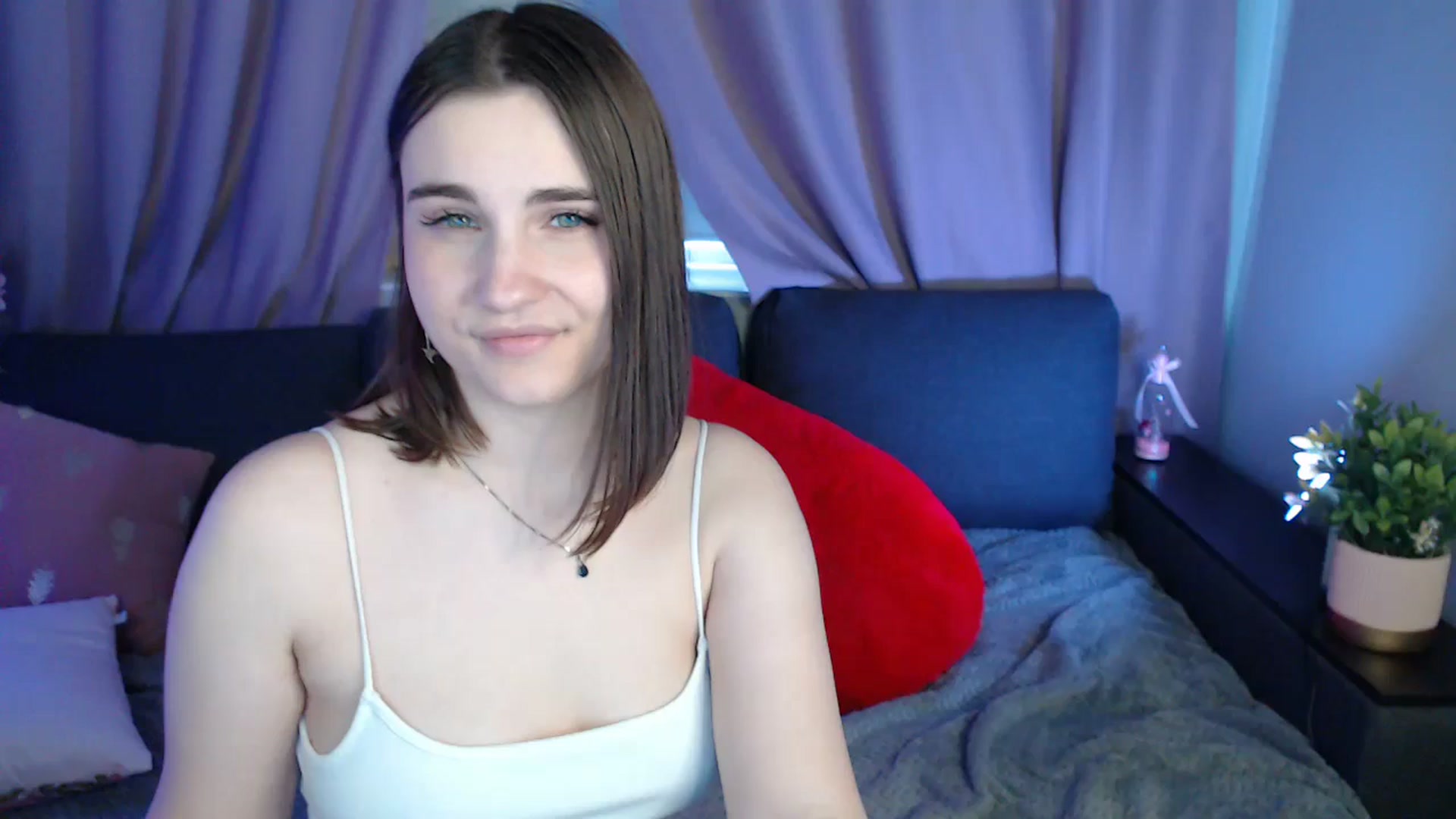 Gallery image thumbnail from LaneyGrey's myfreecams stream on, 06/30/2025, 10:57 image 9 of 20