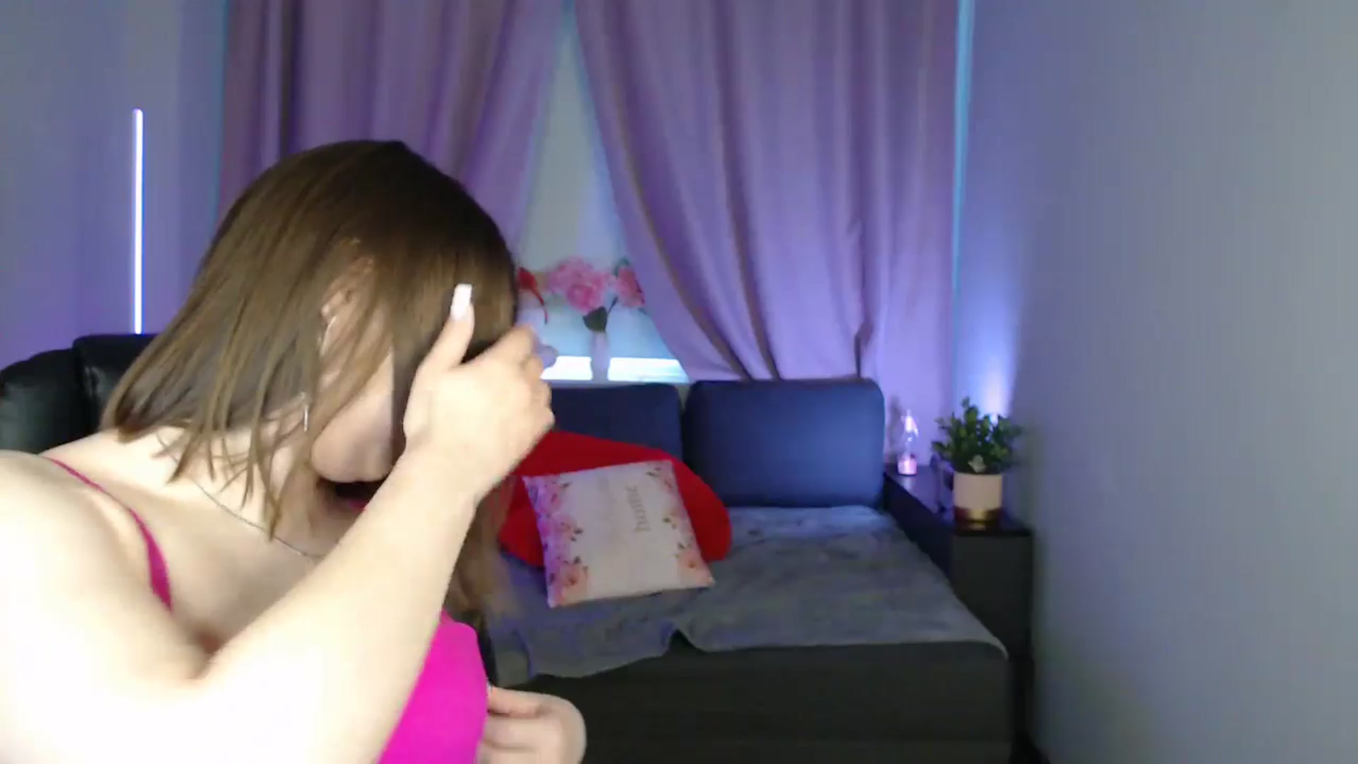 Gallery image thumbnail from LaneyGrey's myfreecams stream on, 07/01/2025, 09:34 image 7 of 20