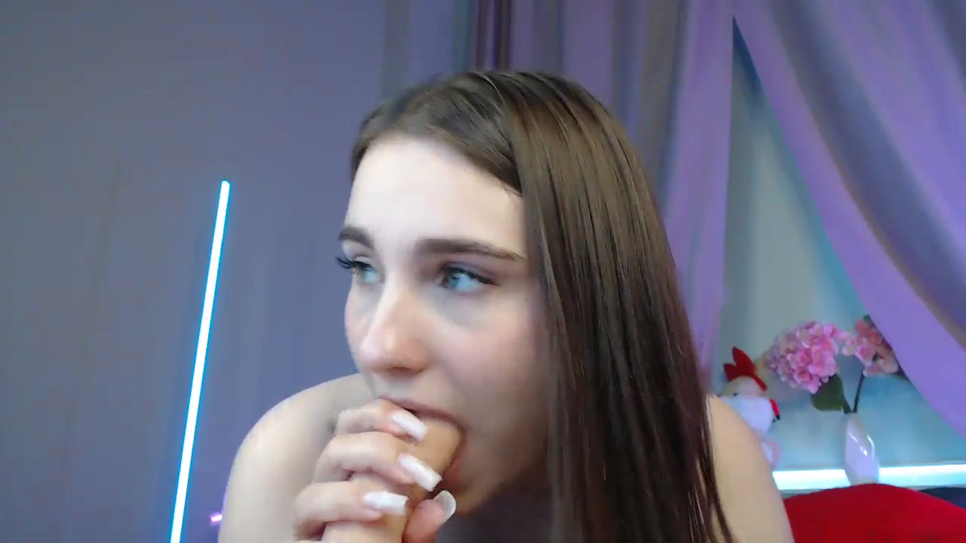 Gallery image thumbnail from LaneyGrey's myfreecams stream on, 07/01/2025, 11:26 image 7 of 20