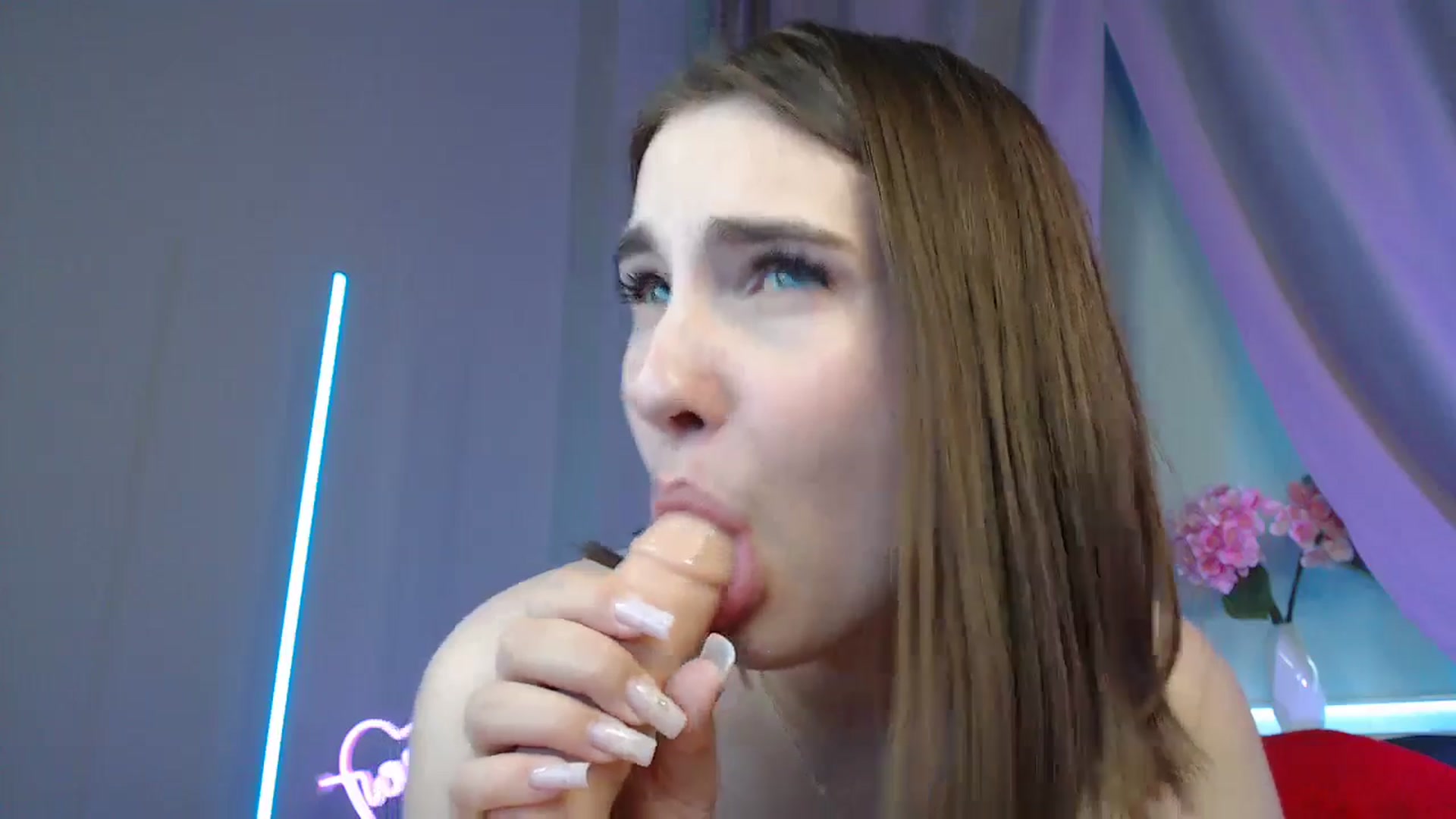 Gallery image thumbnail from LaneyGrey's myfreecams stream on, 07/01/2025, 11:26 image 13 of 20