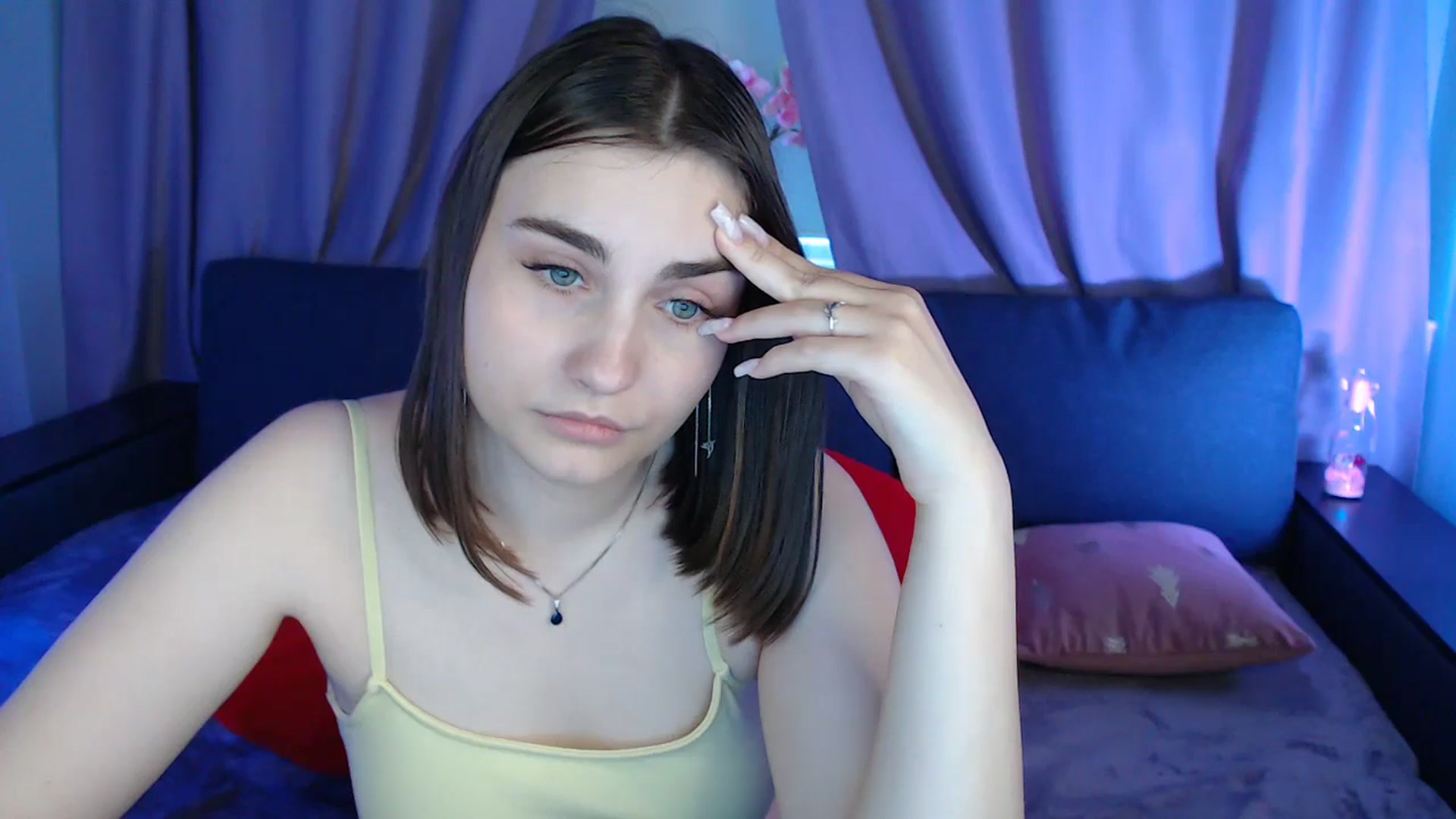 Gallery image thumbnail from LaneyGrey's myfreecams stream on, 07/04/2025, 11:50 image 16 of 20