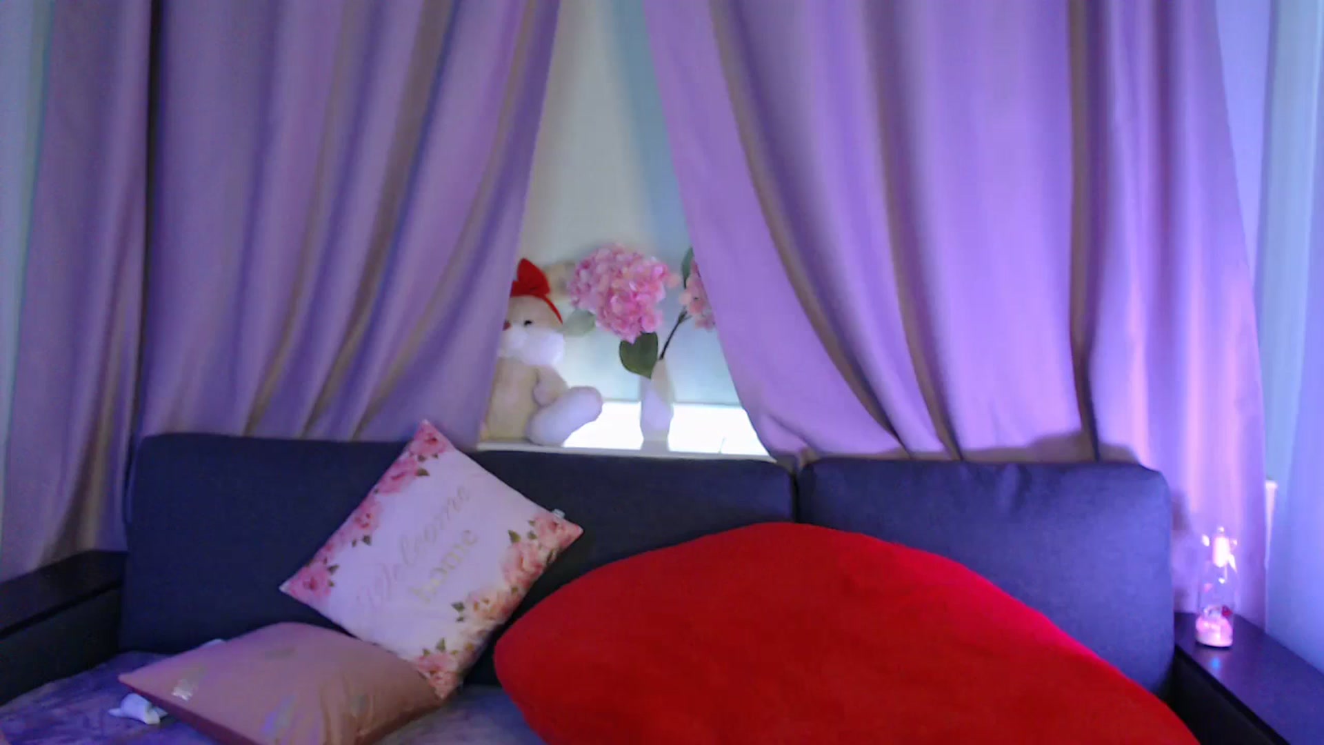 Gallery image thumbnail from LaneyGrey's myfreecams stream on, 07/05/2025, 11:05 image 11 of 20