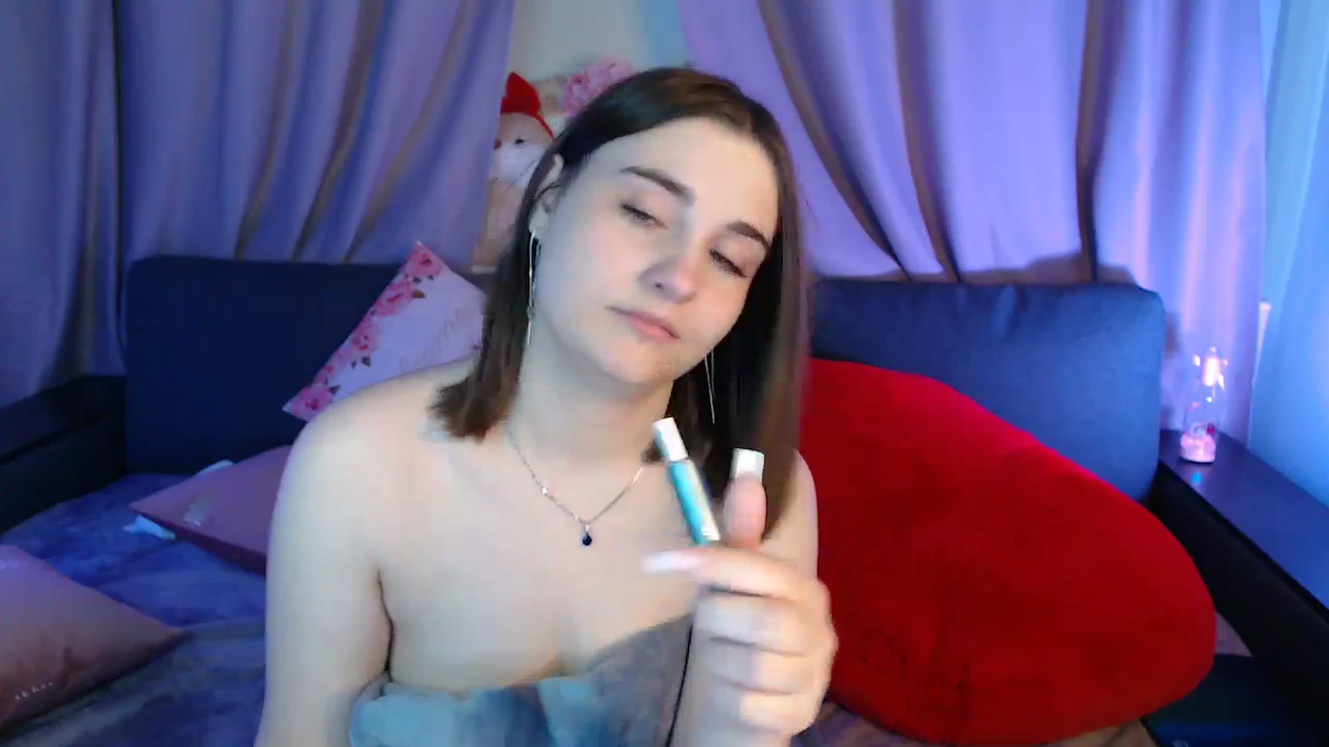 Gallery image thumbnail from LaneyGrey's myfreecams stream on, 07/05/2025, 11:05 image 17 of 20