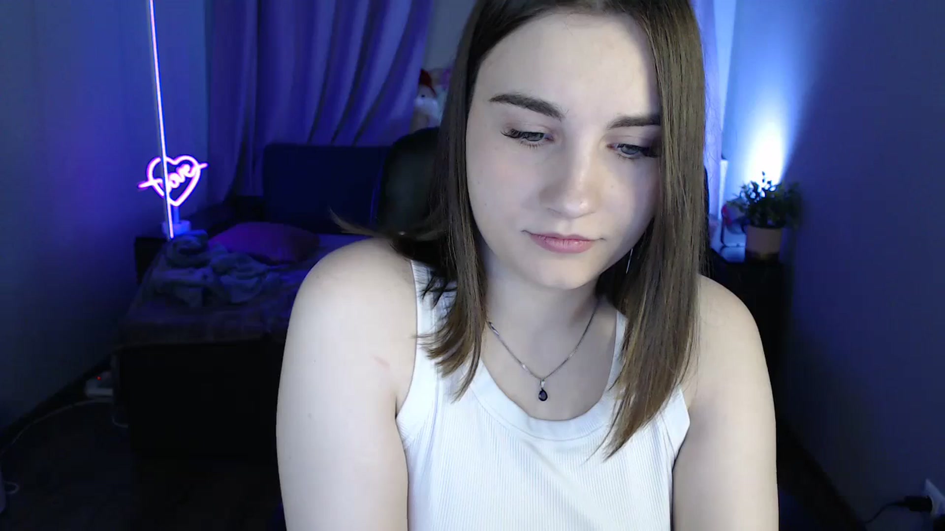 Gallery image thumbnail from LaneyGrey's myfreecams stream on, 07/07/2025, 08:17 image 6 of 20