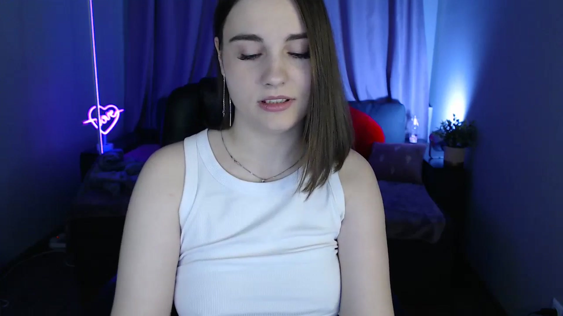 Gallery image thumbnail from LaneyGrey's myfreecams stream on, 07/07/2025, 08:17 image 13 of 20