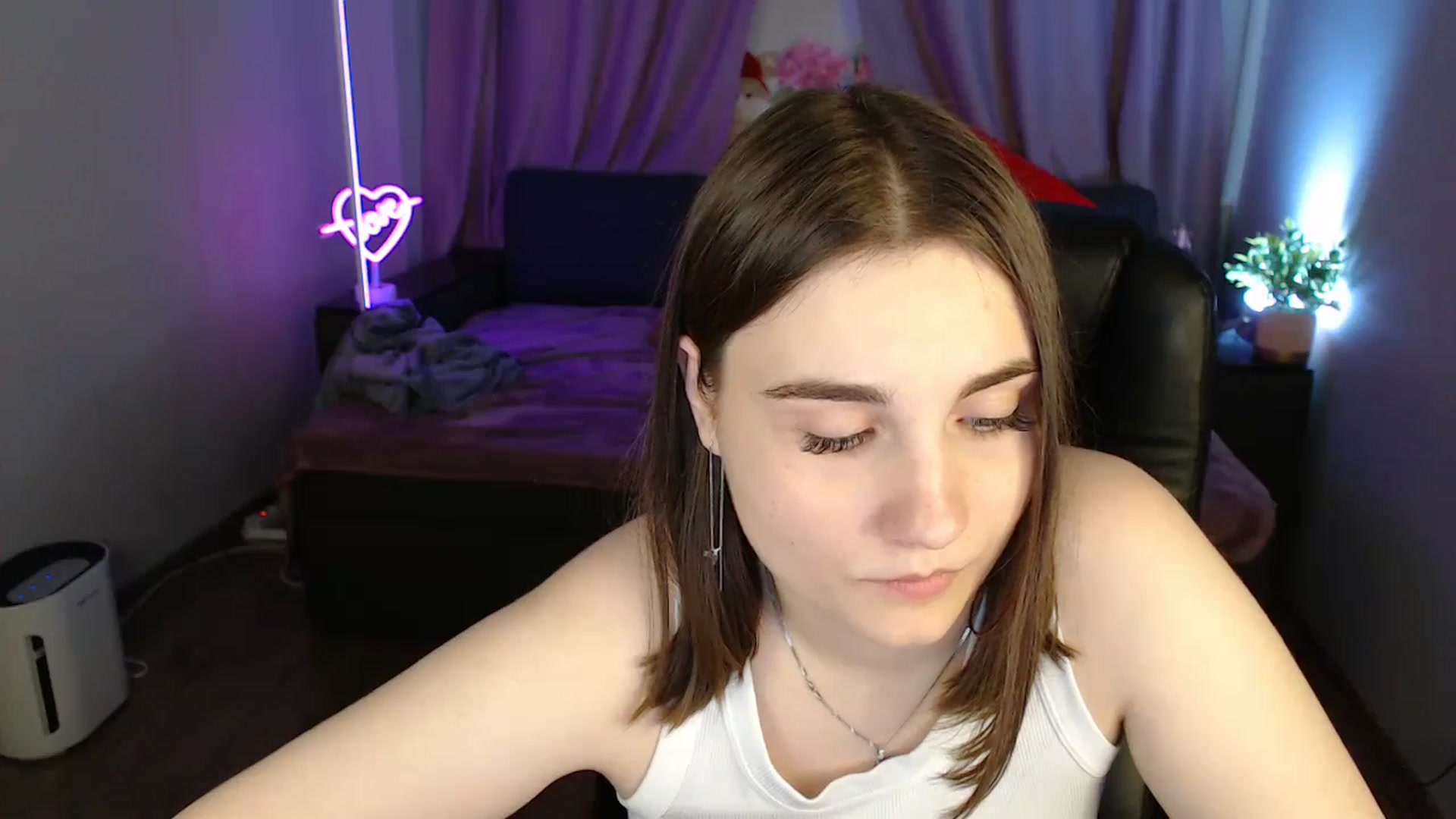 Gallery image thumbnail from LaneyGrey's myfreecams stream on, 07/07/2025, 13:54 image 19 of 20