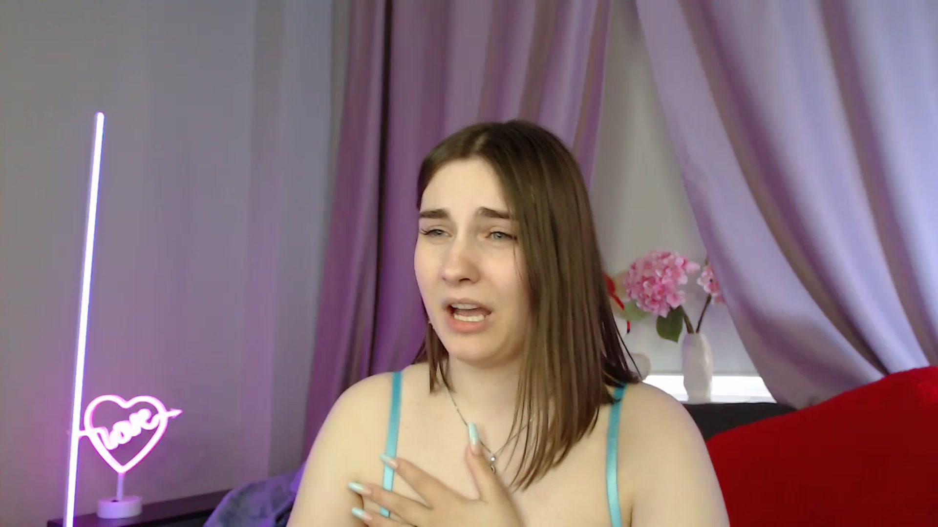 Gallery image thumbnail from LaneyGrey's myfreecams stream on, 07/11/2025, 13:27 image 8 of 20