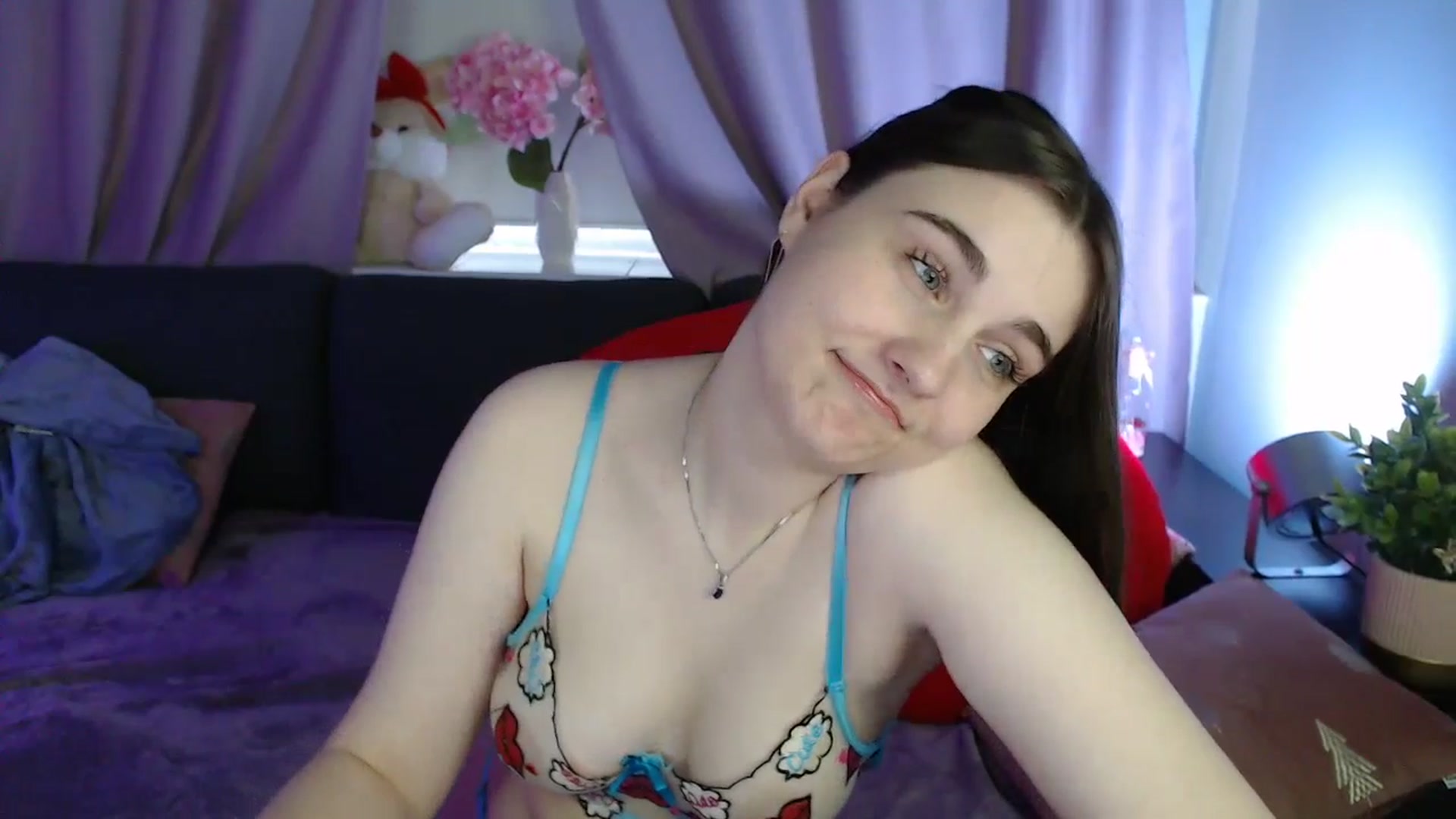 Gallery image thumbnail from LaneyGrey's myfreecams stream on, 07/11/2025, 13:57 image 12 of 20