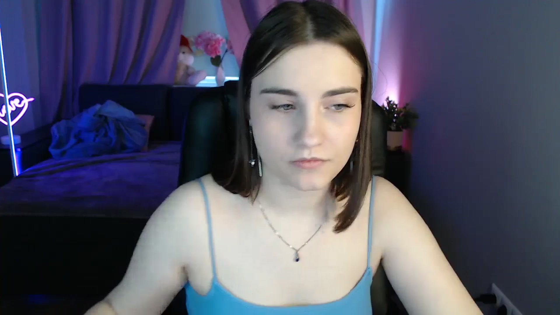 Gallery image thumbnail from LaneyGrey's myfreecams stream on, 07/12/2025, 09:38 image 3 of 20