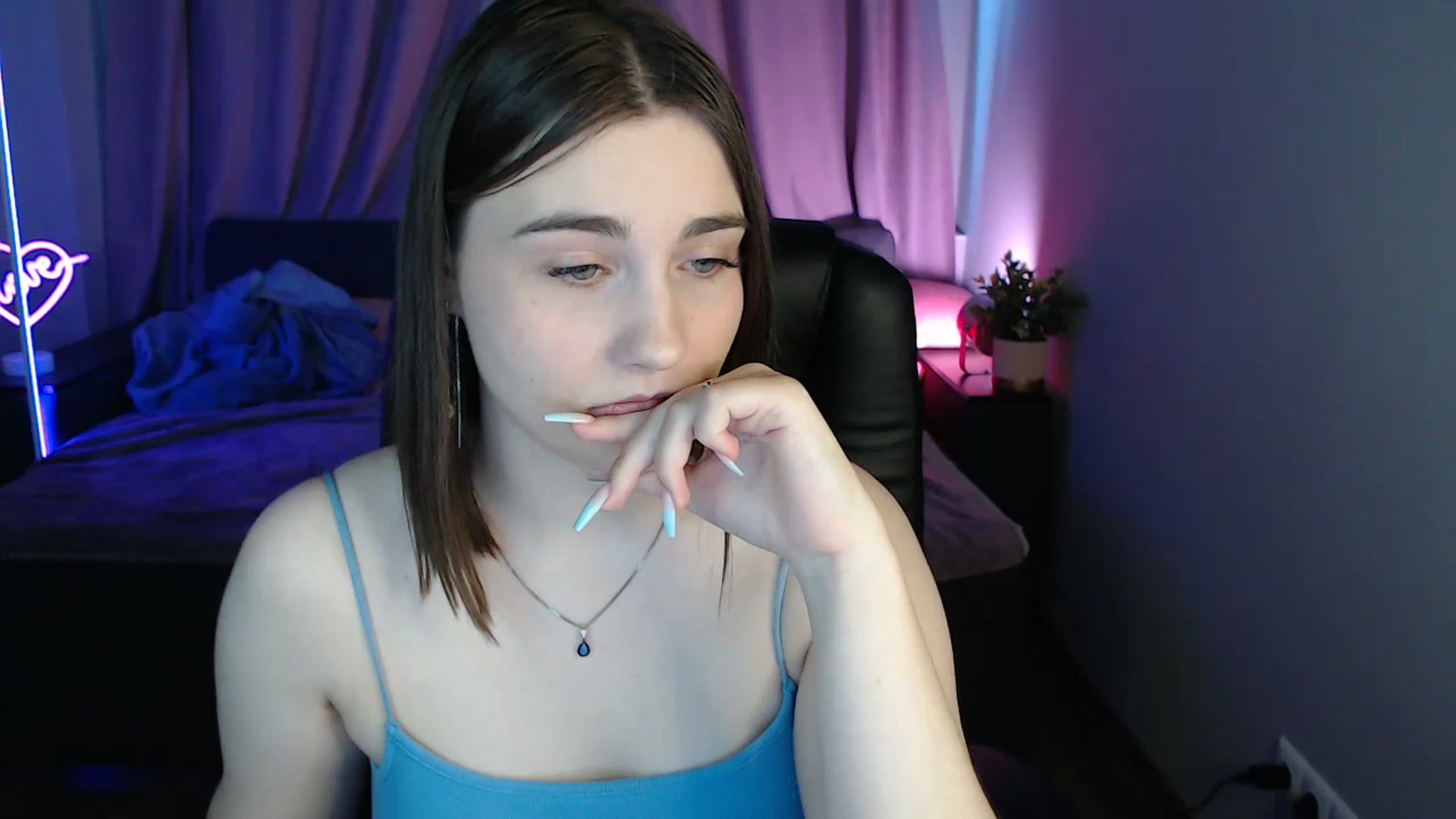 Gallery image thumbnail from LaneyGrey's myfreecams stream on, 07/12/2025, 09:38 image 8 of 20