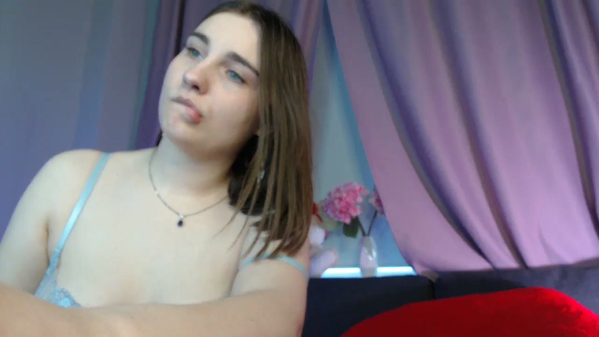 Gallery image thumbnail from LaneyGrey's myfreecams stream on, 07/12/2025, 12:23 image 4 of 20