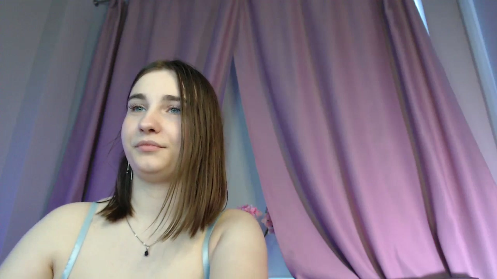 Gallery image thumbnail from LaneyGrey's myfreecams stream on, 07/12/2025, 12:23 image 10 of 20