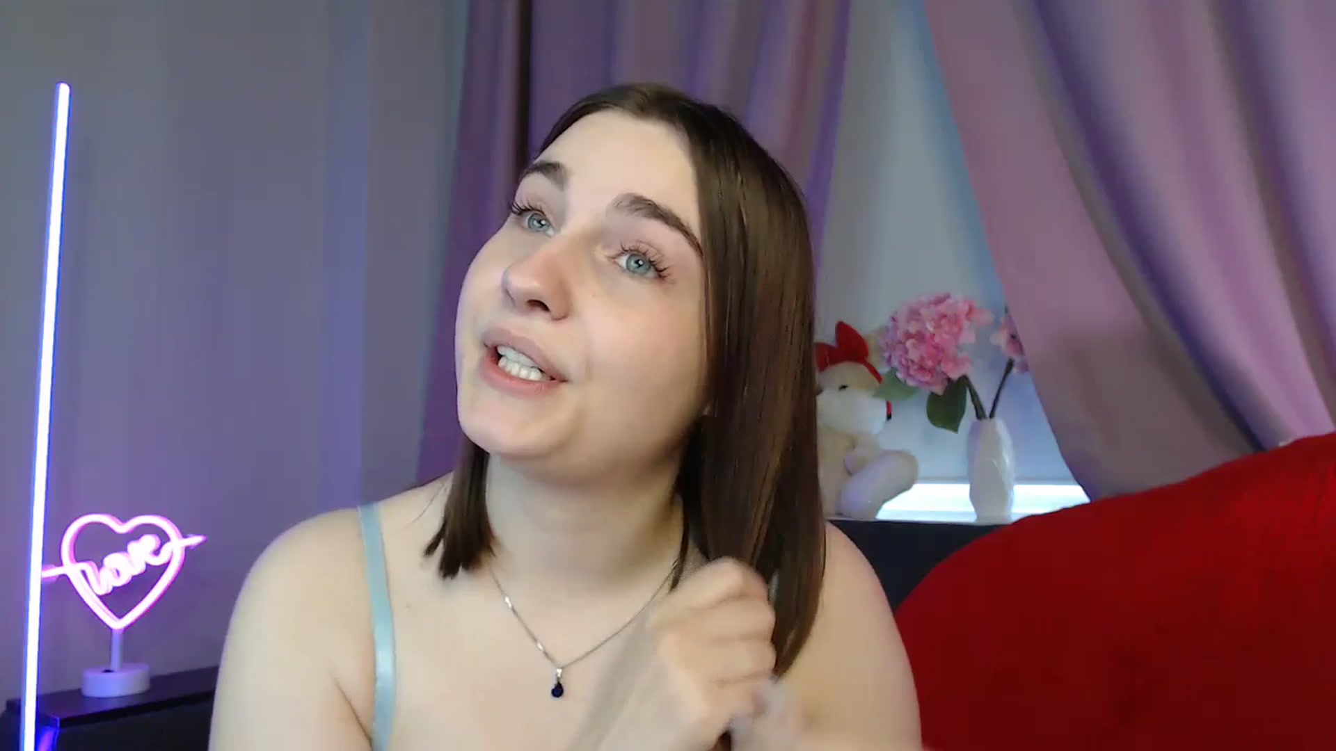 Gallery image thumbnail from LaneyGrey's myfreecams stream on, 07/12/2025, 14:00 image 12 of 20