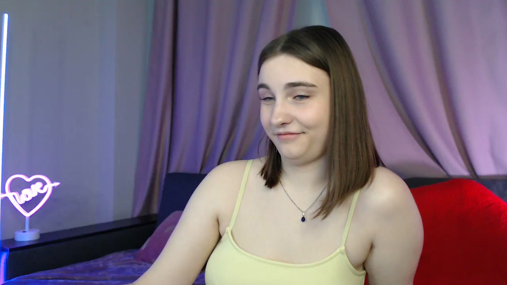 Gallery image thumbnail from LaneyGrey's myfreecams stream on, 07/13/2025, 11:27 image 6 of 20