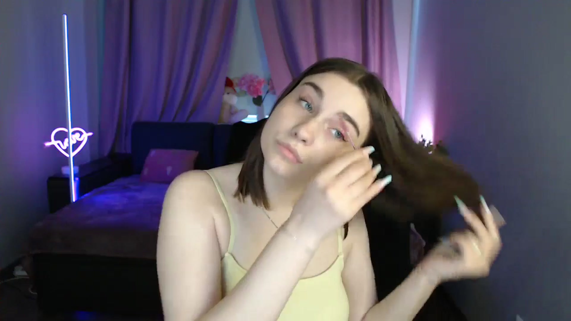 Gallery image thumbnail from LaneyGrey's myfreecams stream on, 07/13/2025, 11:54 image 11 of 20