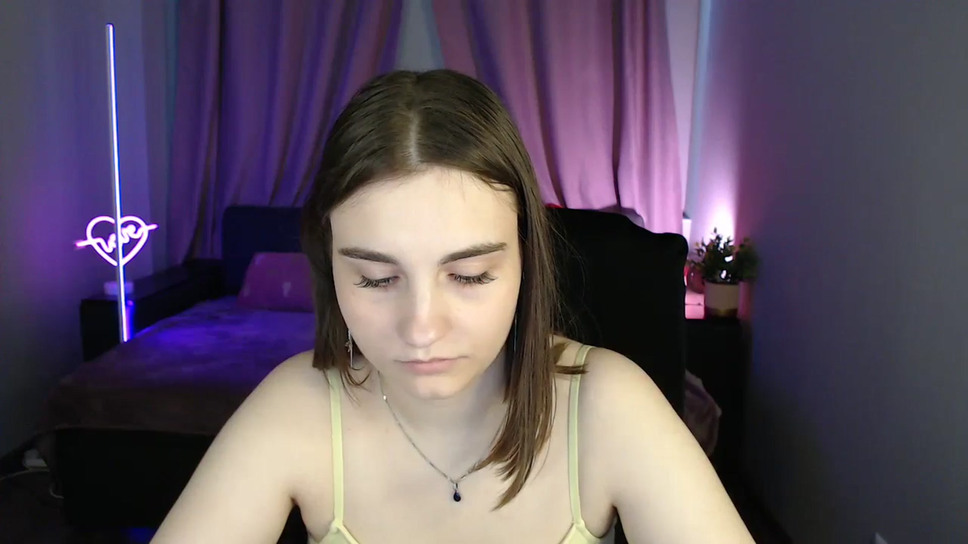 Gallery image thumbnail from LaneyGrey's myfreecams stream on, 07/13/2025, 11:54 image 5 of 20