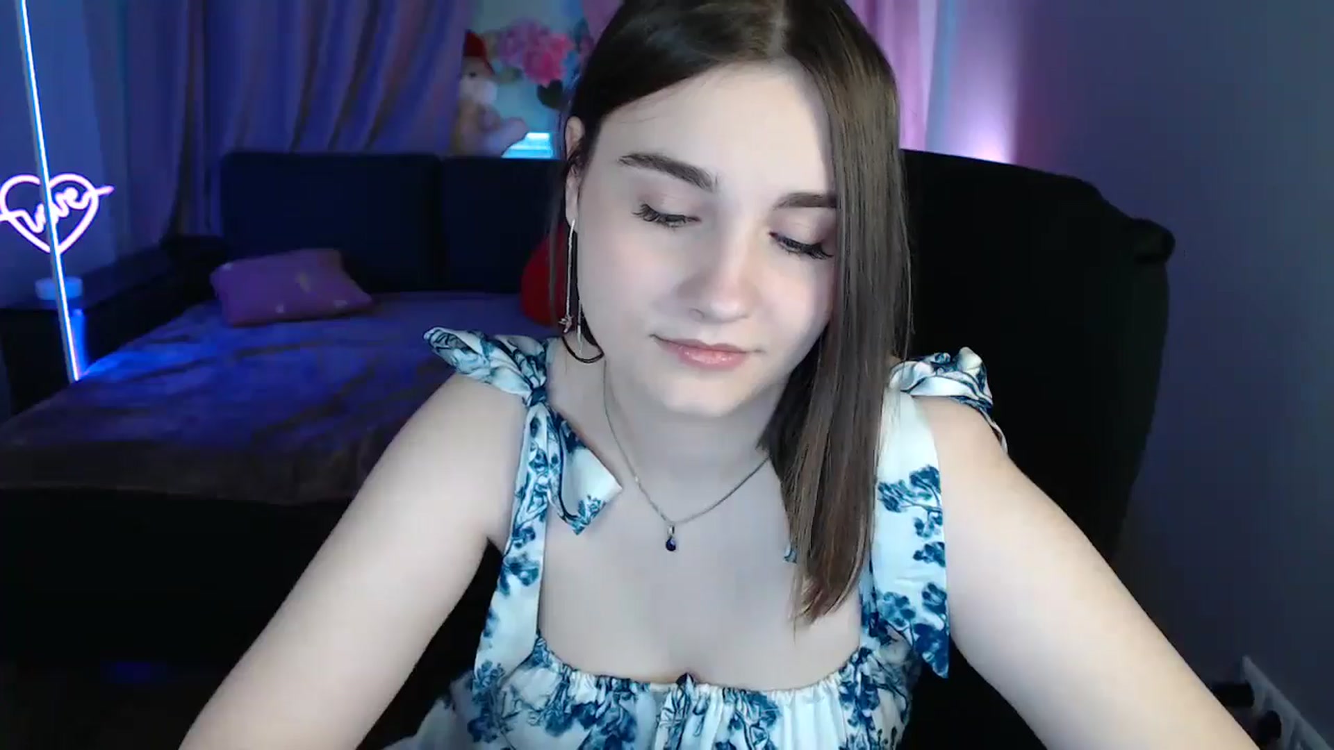 Gallery image thumbnail from LaneyGrey's myfreecams stream on, 07/14/2025, 09:45 image 2 of 20