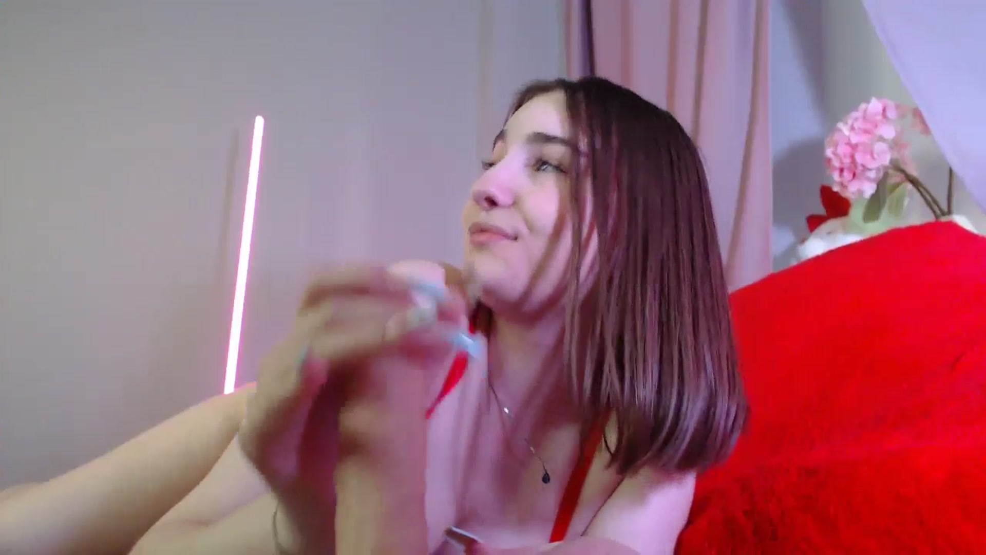 Gallery image thumbnail from LaneyGrey's myfreecams stream on, 07/15/2025, 11:47 image 19 of 20