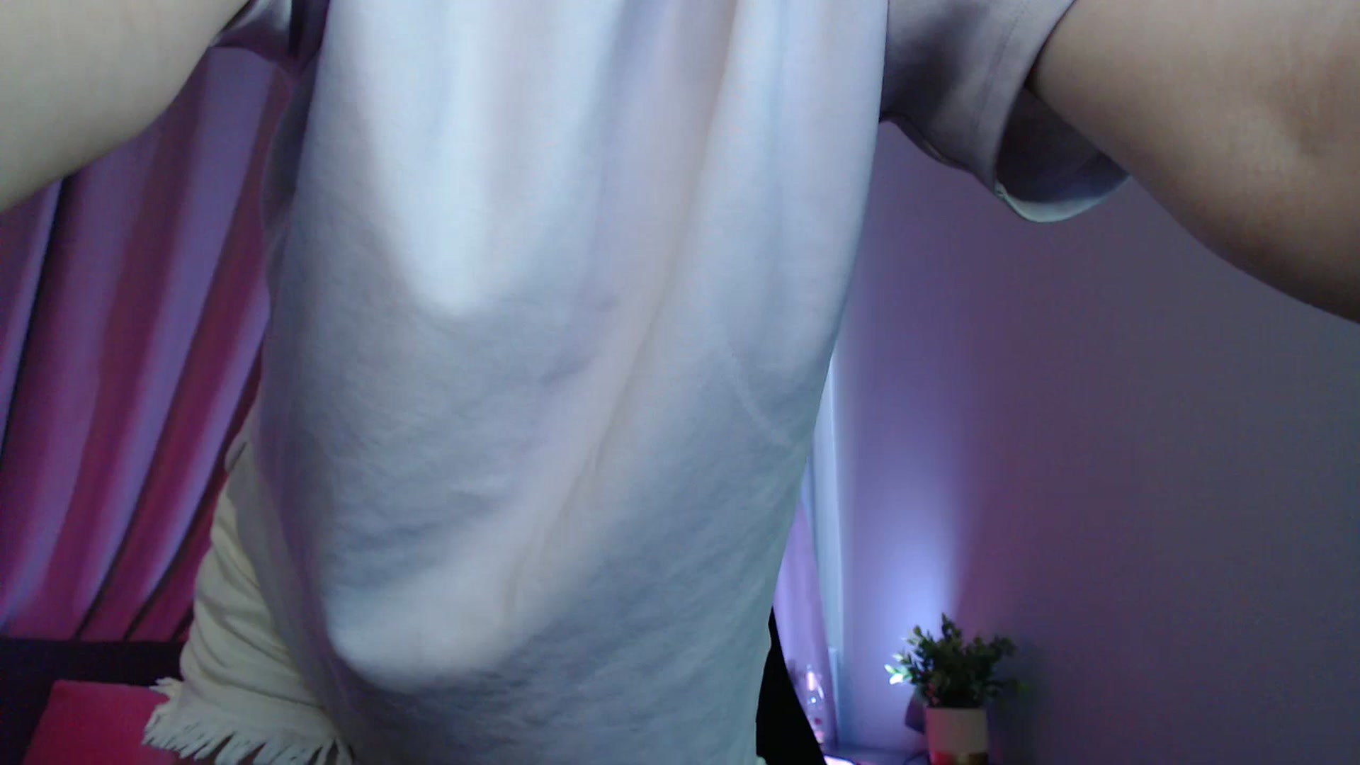 Gallery image thumbnail from LaneyGrey's myfreecams stream on, 07/15/2025, 13:06 image 18 of 20
