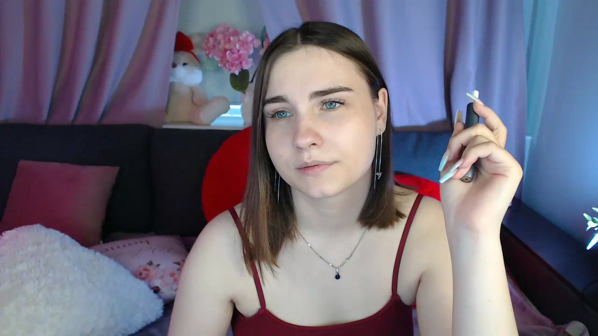 Gallery image thumbnail from LaneyGrey's myfreecams stream on, 07/16/2025, 12:15 image 2 of 20