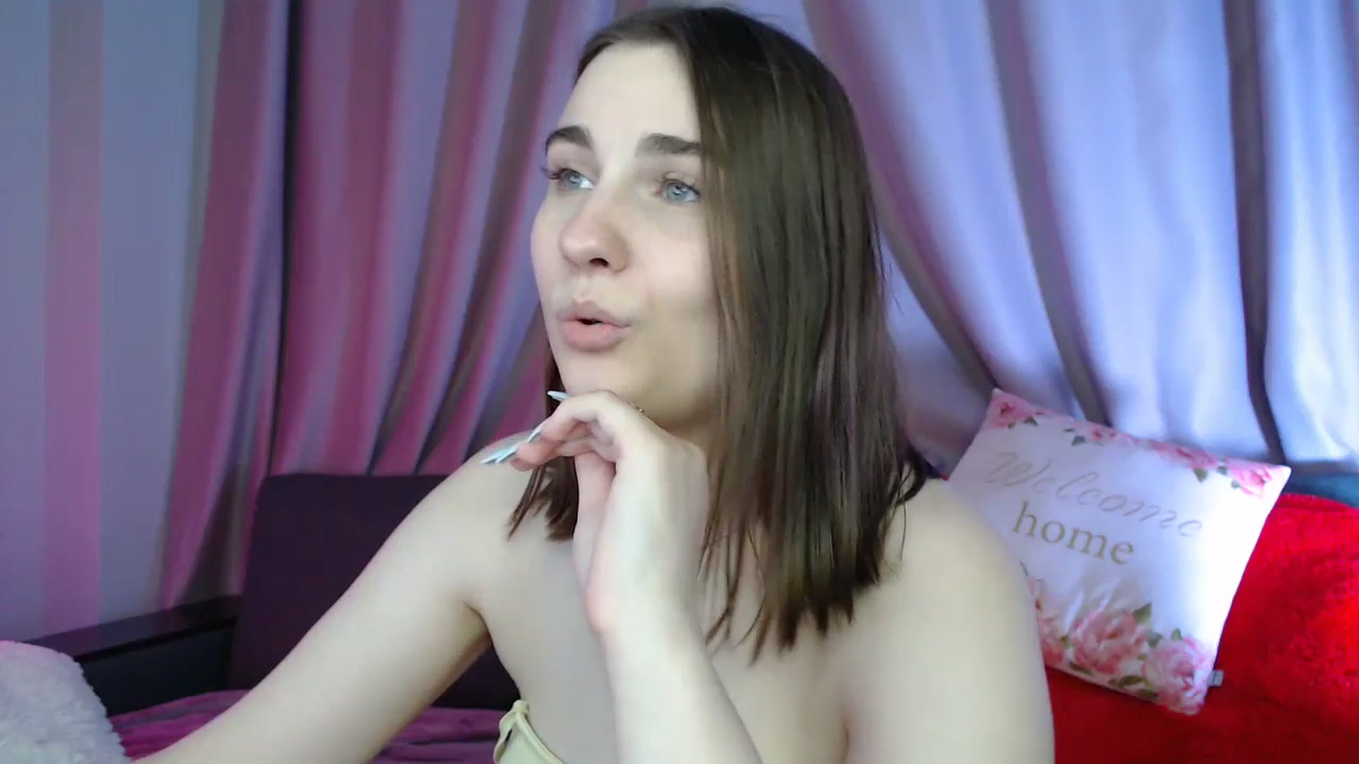 Gallery image thumbnail from LaneyGrey's myfreecams stream on, 07/20/2025, 13:14 image 2 of 20