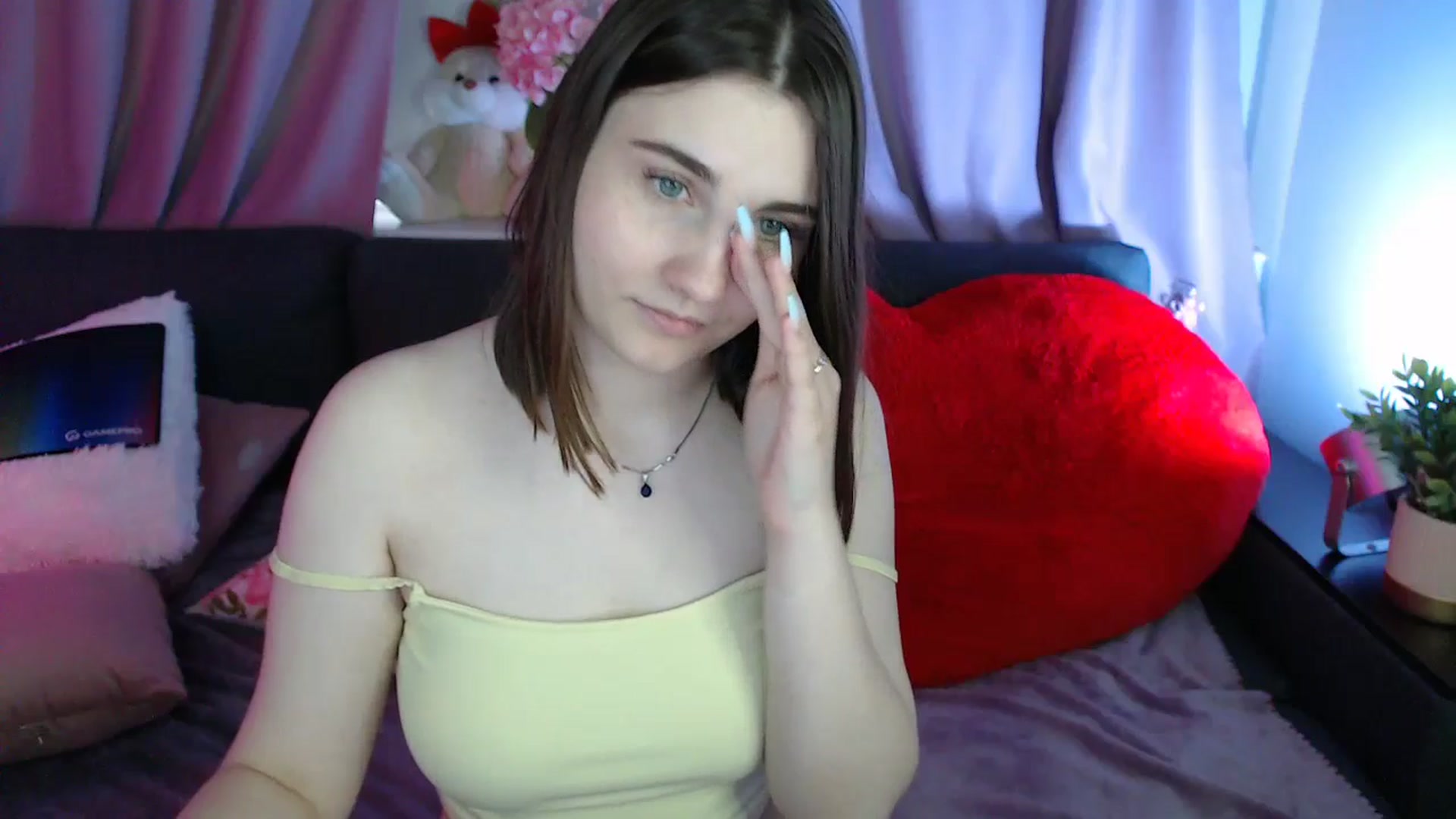 Gallery image thumbnail from LaneyGrey's myfreecams stream on, 07/20/2025, 13:58 image 5 of 20