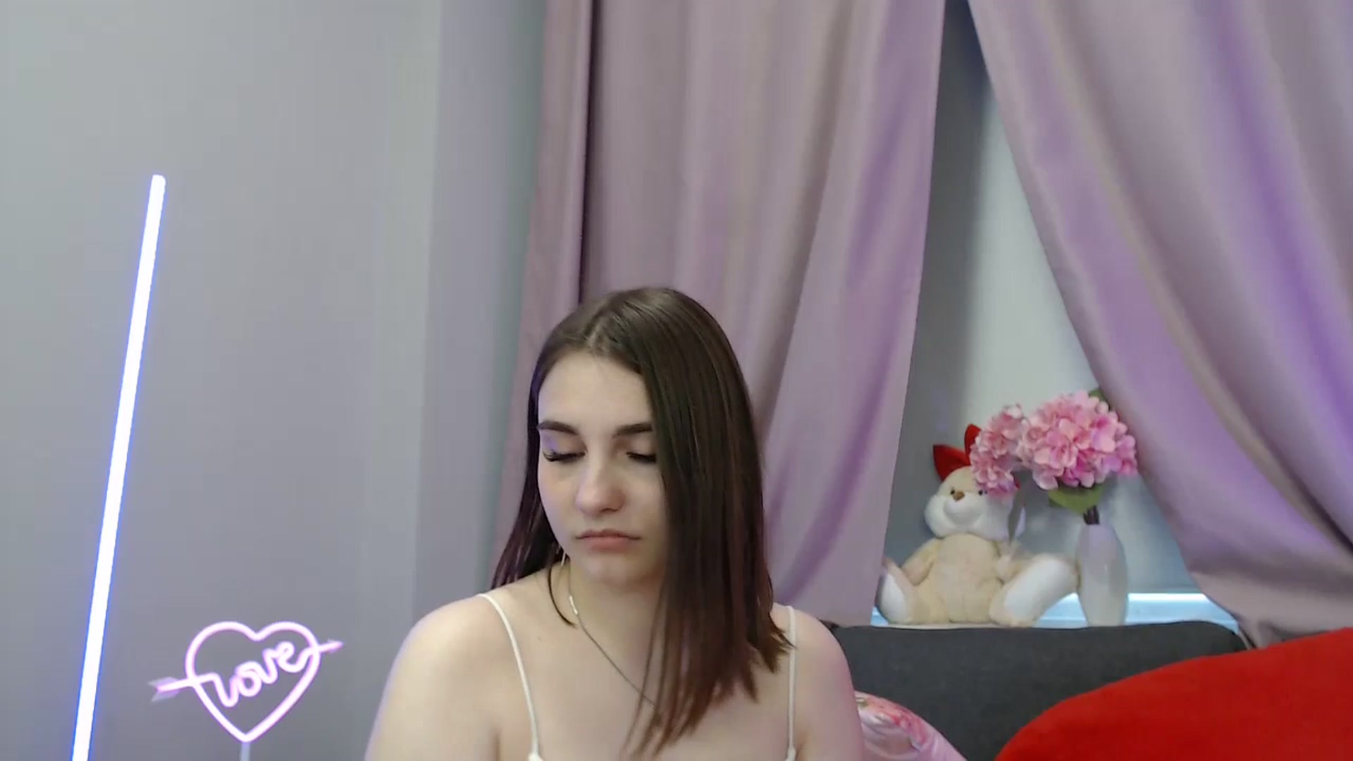 Gallery image thumbnail from LaneyGrey's myfreecams stream on, 07/29/2025, 11:22 image 16 of 20