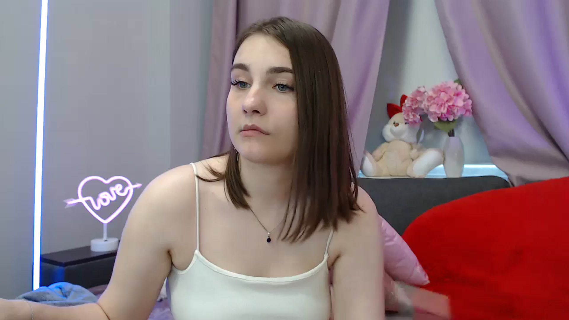 Gallery image thumbnail from LaneyGrey's myfreecams stream on, 07/29/2025, 11:22 image 17 of 20